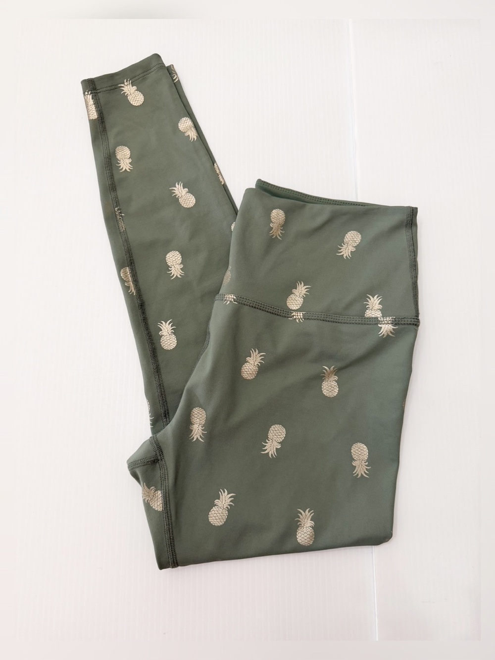 Beyond Yoga Tropical / Foil Print High Waisted Midi Leggings Size Large